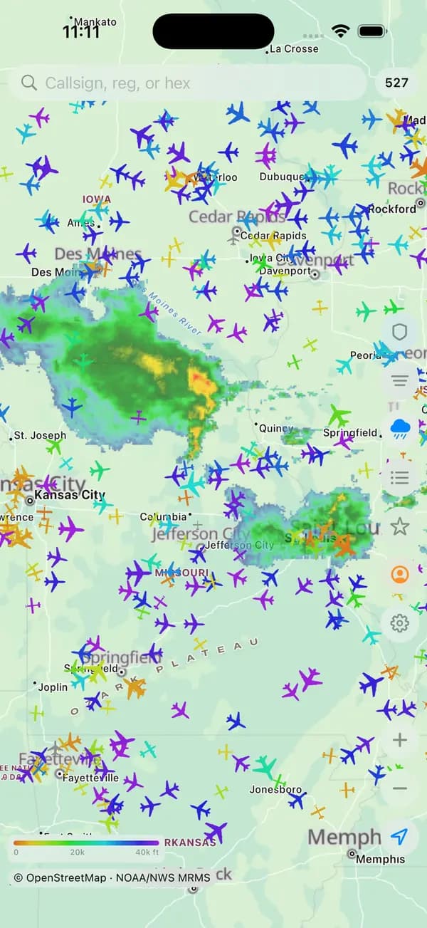 Airplanes.live iPhone app with NOAA weather radar under live traffic